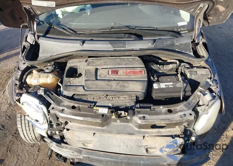 2013 Fiat 500 Pop z USA, uszkodzony, nr VIN 3C3CFFAR6DT555009